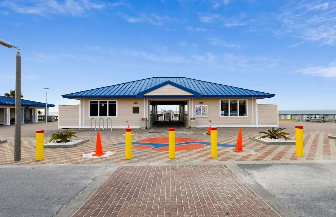Aquavista Condominiums #206-W By Book That Condo-1