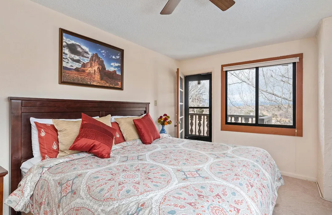 Fort Marcy Suites By All Seasons Resort Lodging-1