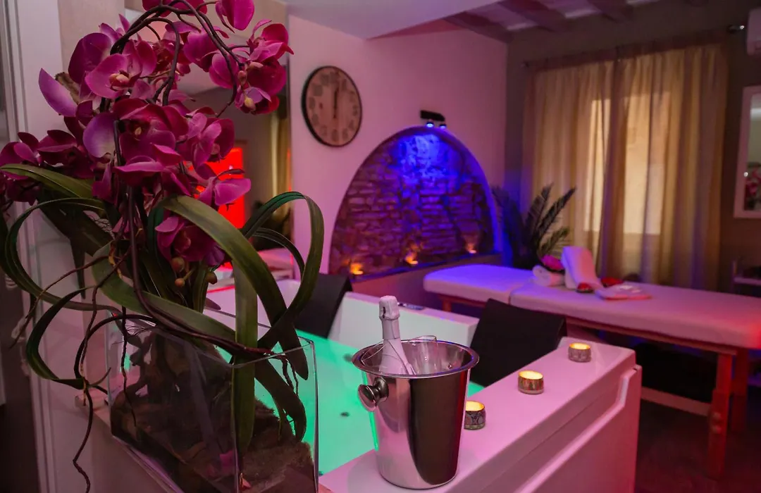 Corso Suite 107 Rooms Wellness & Spa-1