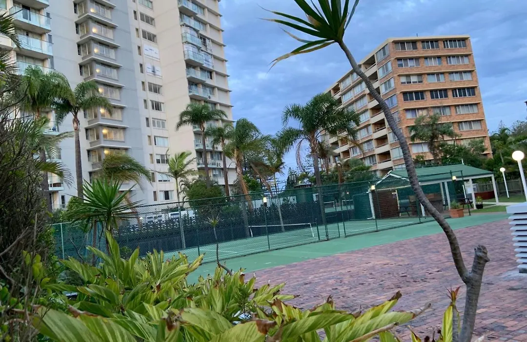 Burleigh Gardens North Hi-Rise Holiday Apartments-1
