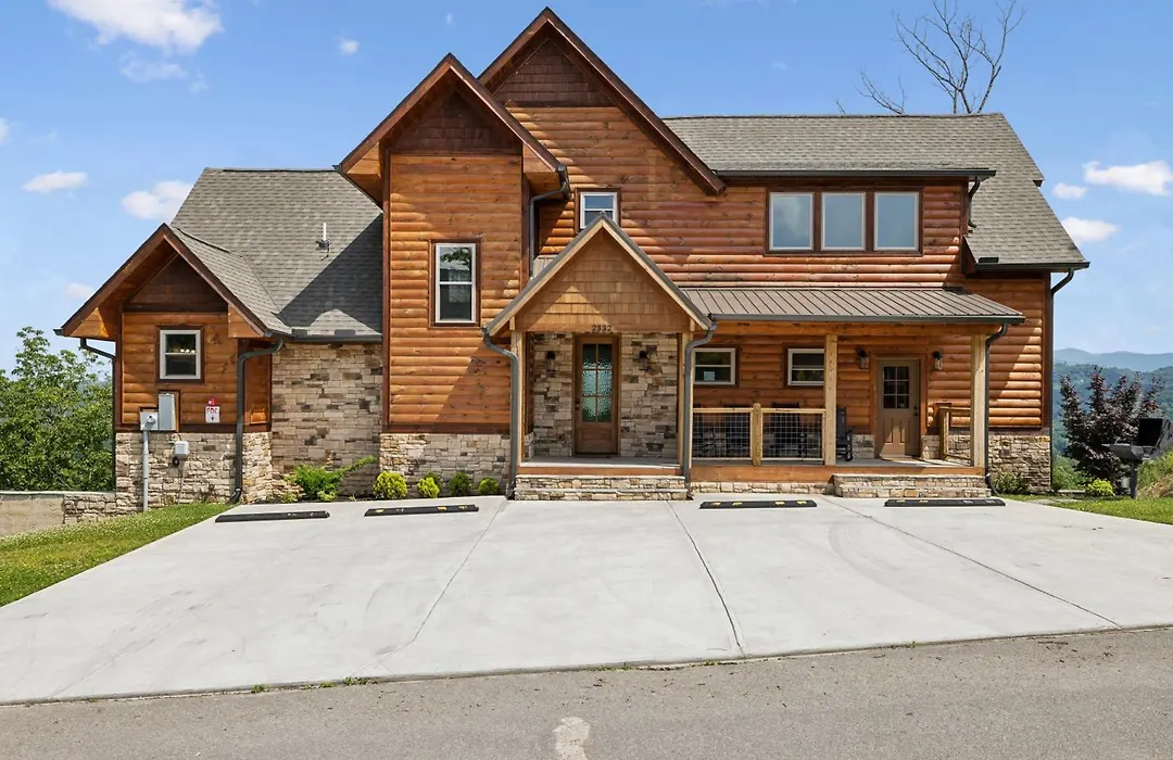 Oakley Lodge: Luxury Cabin W/ Mtn Views Indoor Pool • Hot Tub-1