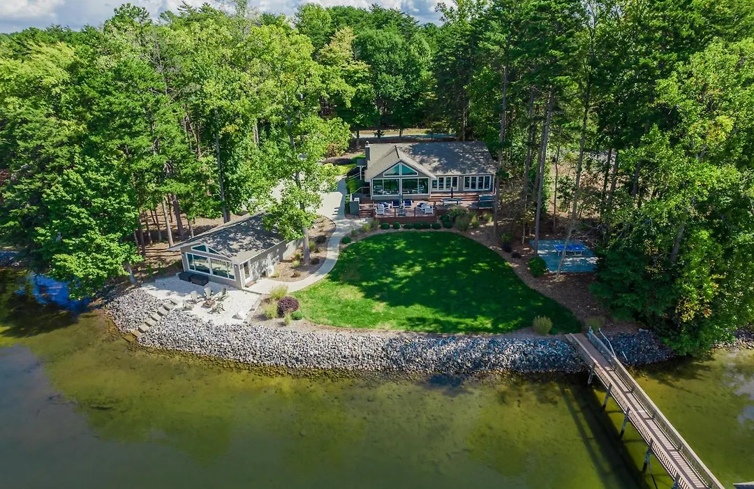 Lake Norman Hideaway-1