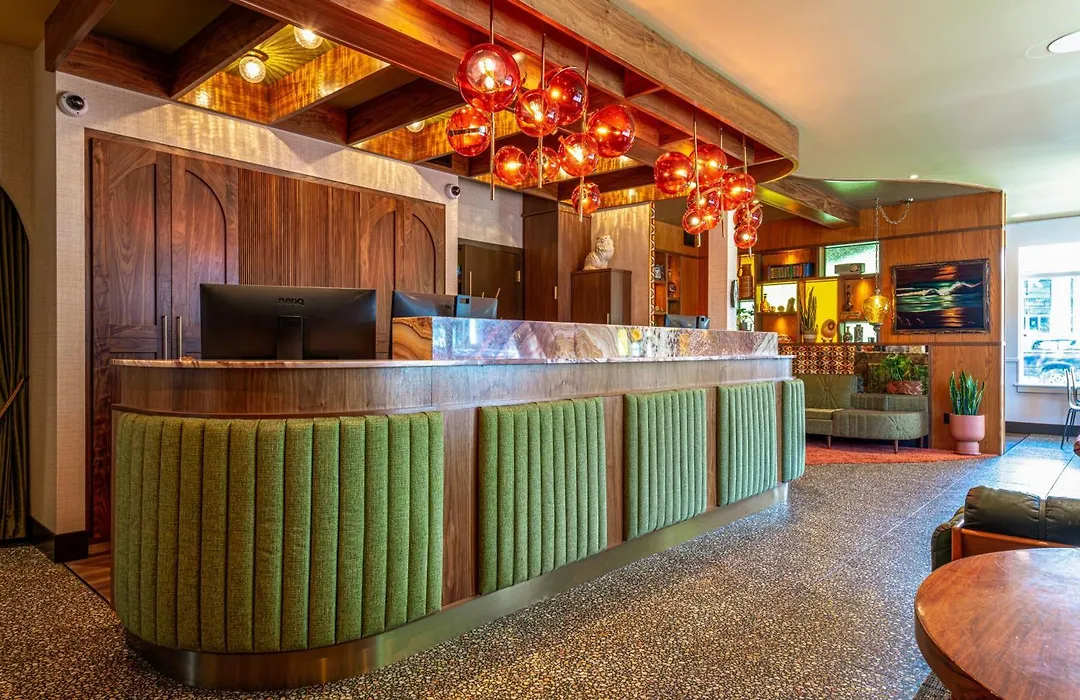 Hotel Zed Victoria-1