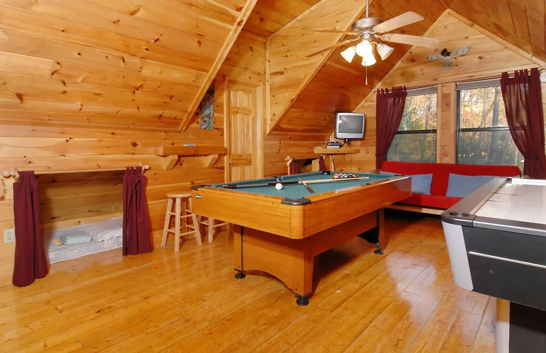 Wow! What A Cabin #255-1