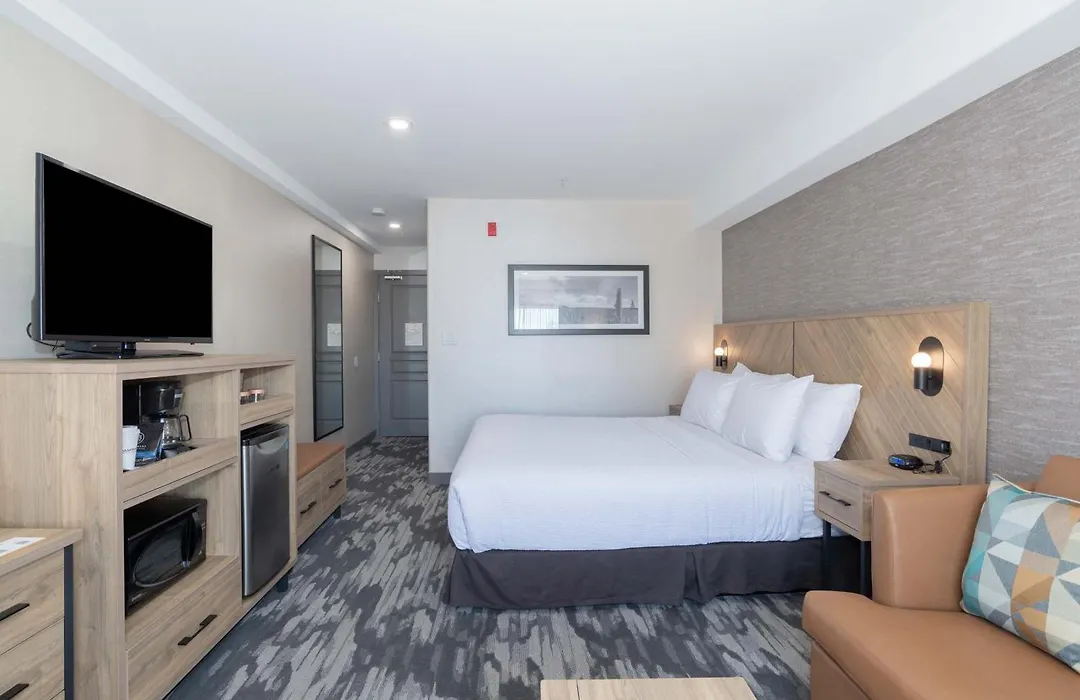 Sandman Hotel & Suites Regina-1