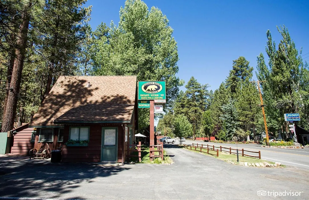 Golden Bear Cottages-1