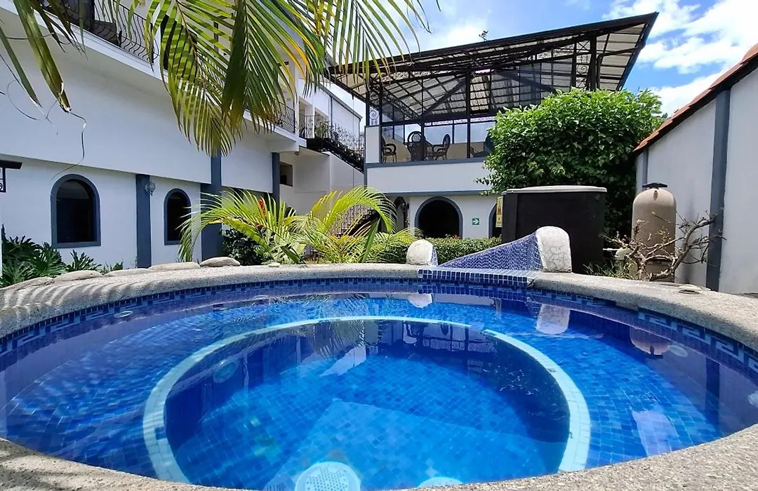 Hotel Santo Tomas-1
