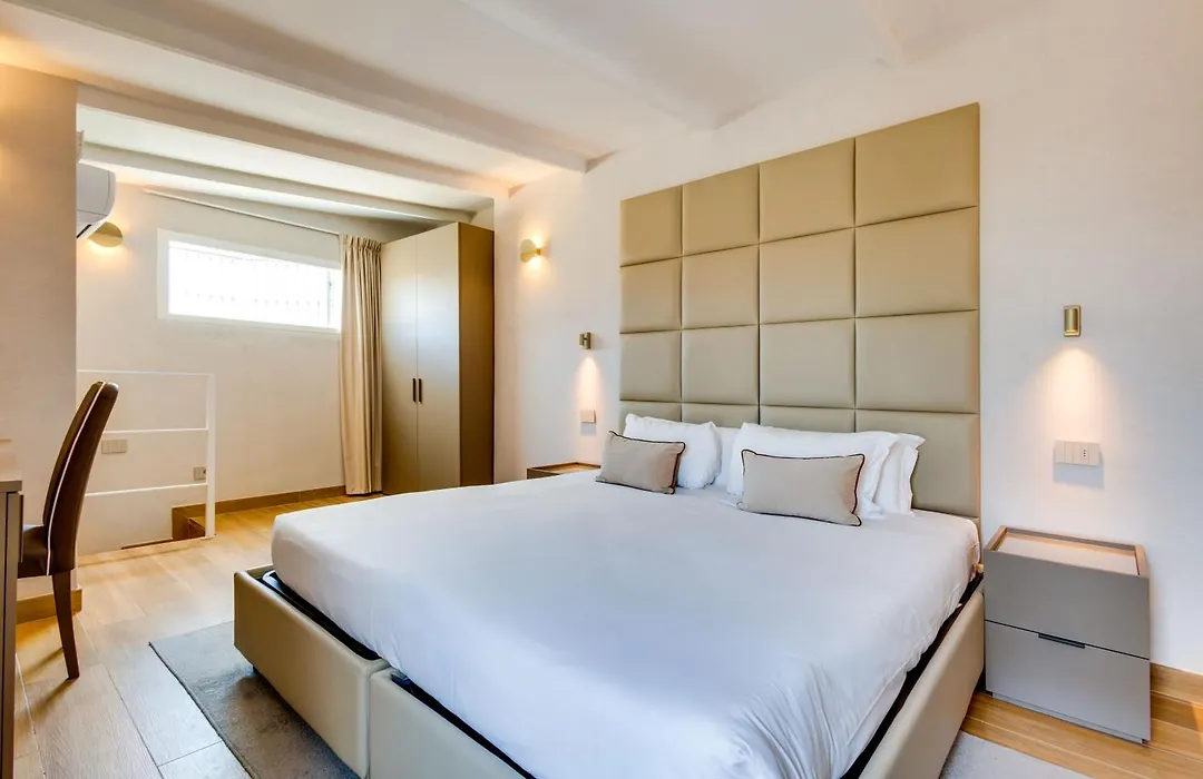 V Collection Relais Badoer-1