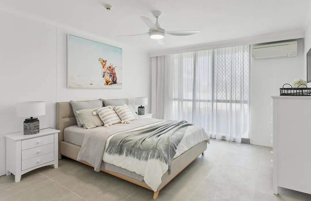Seacrest Beachfront Apartments Gold Coast-1