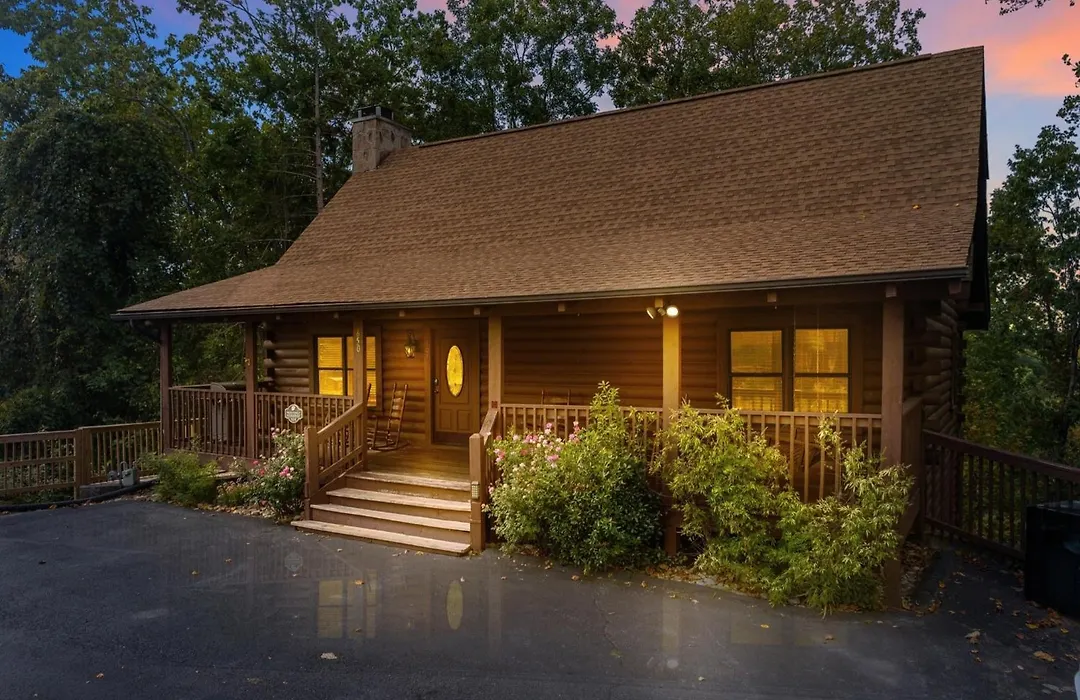 Er101 - Heavenly Hideaway Great Location - Close To Town! Cabin-1
