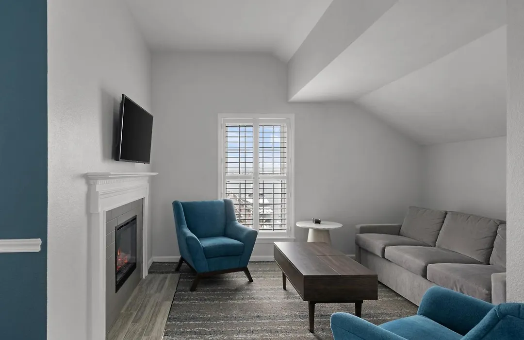 Club Wyndham Newport Onshore-1