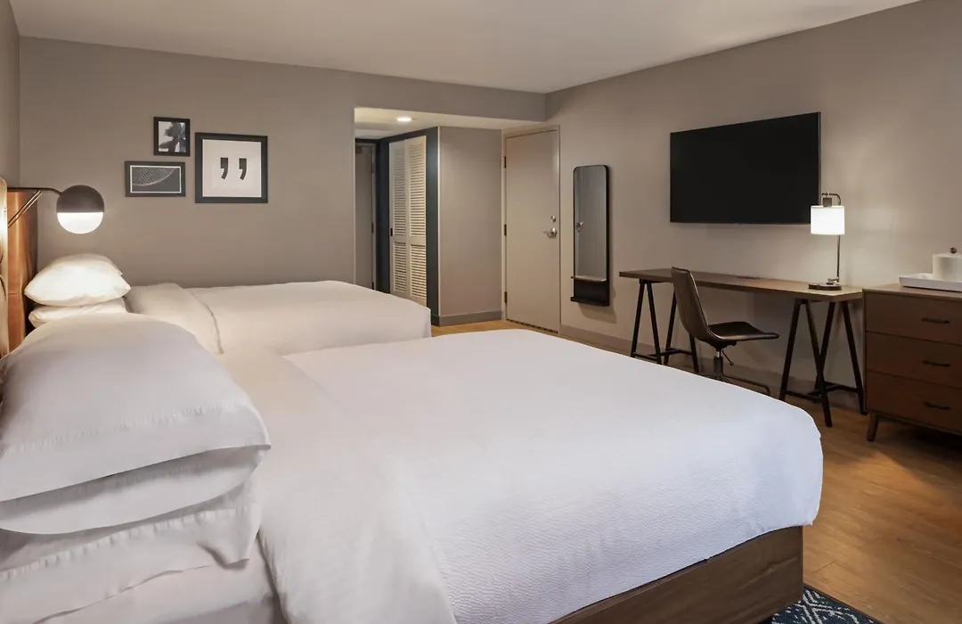 Four Points By Sheraton Bakersfield-1