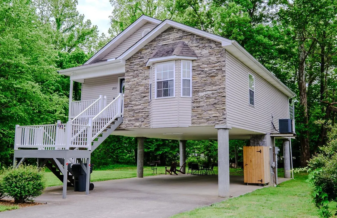 Creekside Cottage By Eden Crest-1