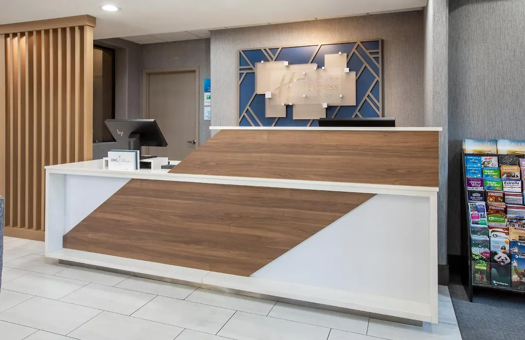 Holiday Inn Express & Suites Lathrop By Ihg-1