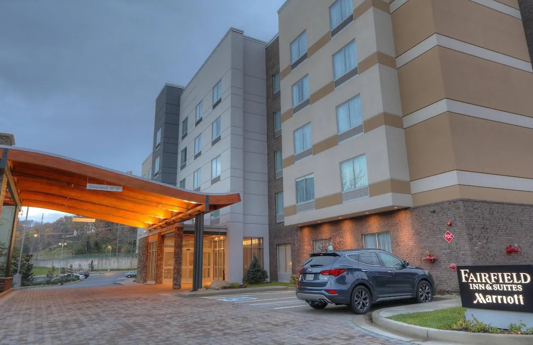 Fairfield Inn & Suites By Marriott Gatlinburg Downtown-1