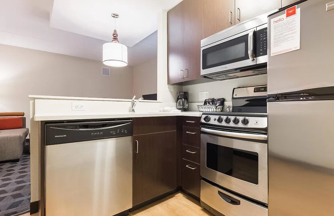 Towneplace Suites By Marriott Edmonton South-1