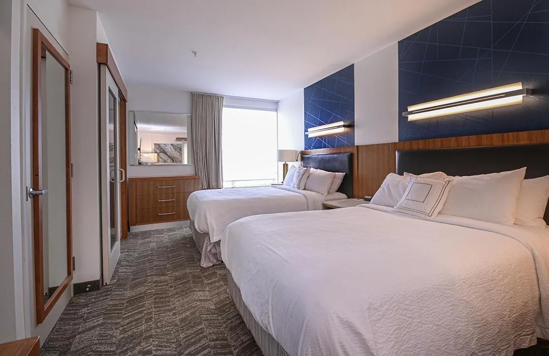 Springhill Suites By Marriott Grand Forks-1