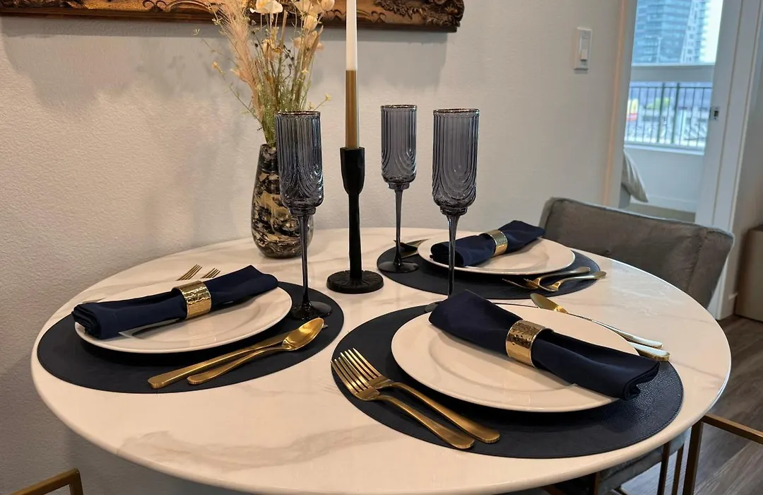 Wallace Luxurious-1