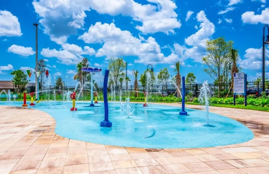 Luxury 3-Bed Condo In Storey Lake Resort - 3131-1