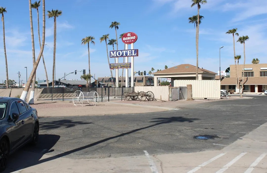 El Rancho Motel-1
