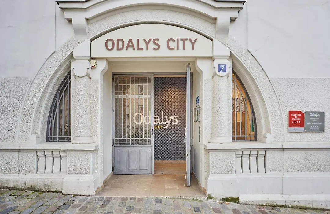 Appart'Hotel Odalys City - Paris Montmartre-1
