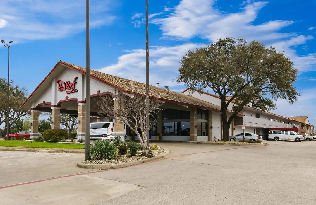 Red Roof Inn & Suites Irving - Dfw Airport South-1