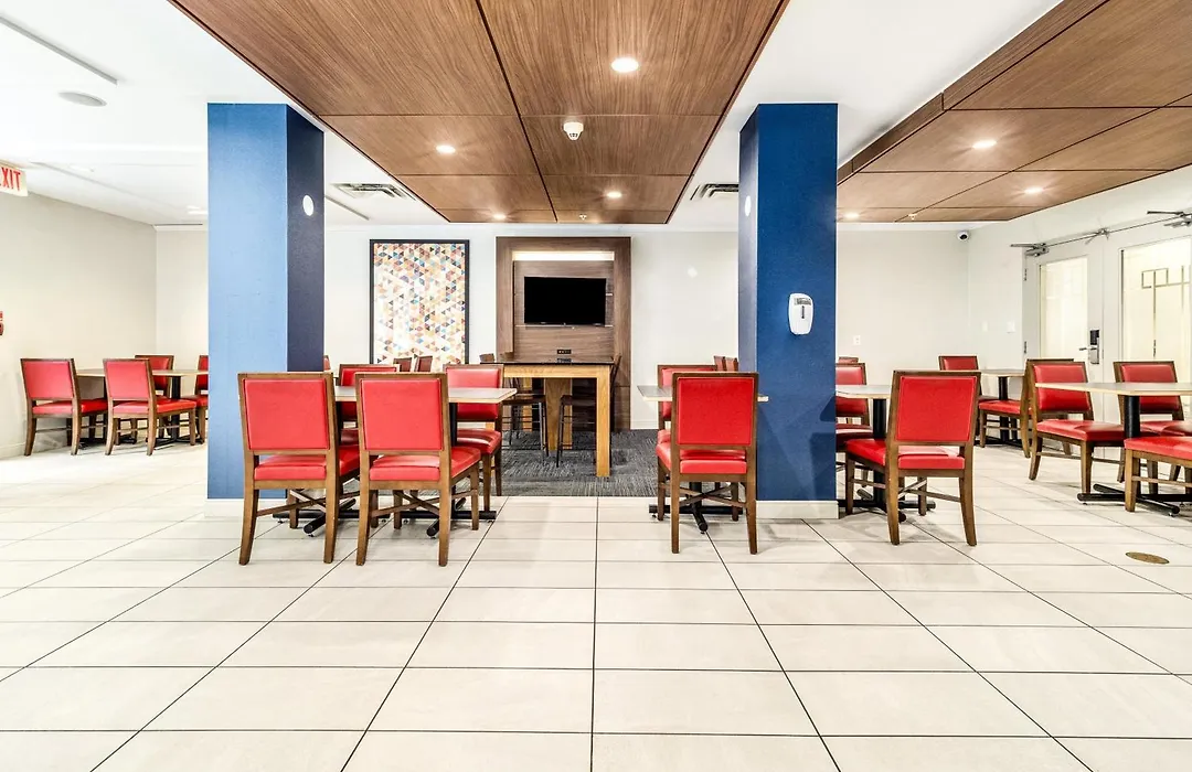 Holiday Inn Express & Suites Medicine Hat By Ihg-1