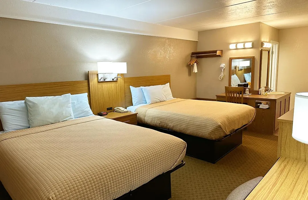 Sidney James Mountain Lodge-1