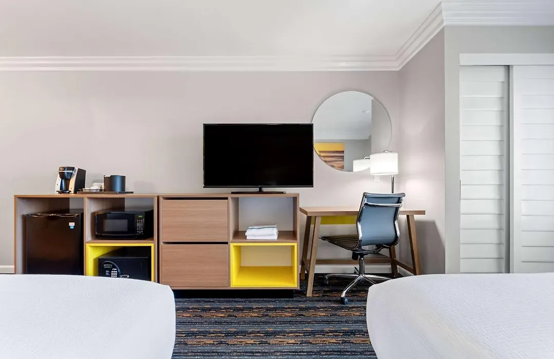 Days Inn By Wyndham San Diego Hotel Circle-1