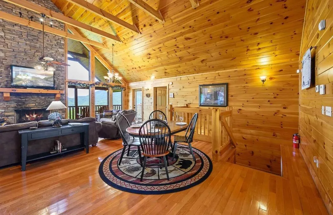 Papa Bear Lodge-1