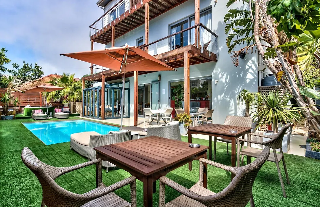 The One 8 Hotel In Green Point - Solar Power-1