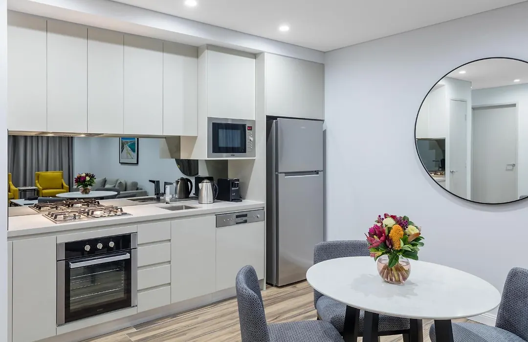 Meriton Suites Bondi Junction-1