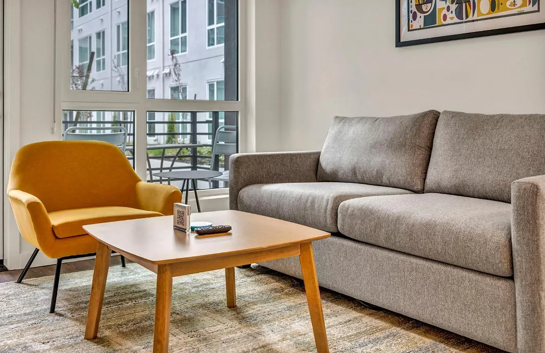 Placemakr Reno-1