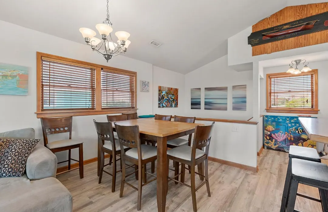 Marlin Manor By Village Realty-1