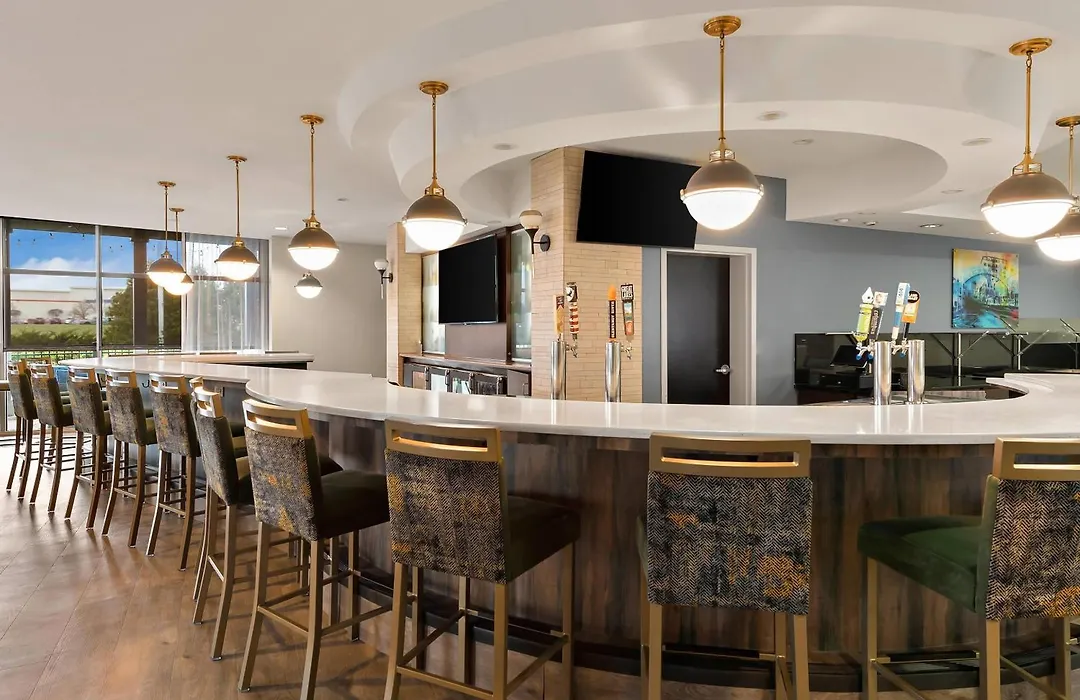 Cambria Hotel Columbus - Polaris-1
