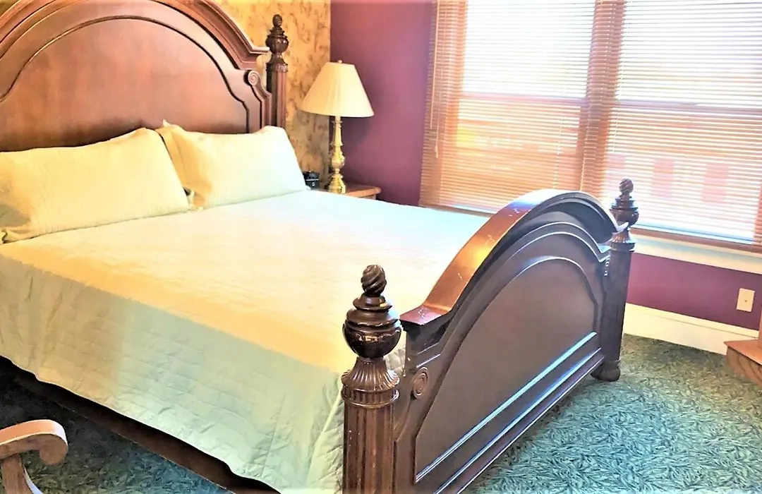 The Albert Stevens House - 6 Bedroom-1
