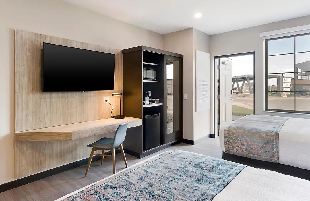 Clubhouse Hotel & Suites Rapid City-1