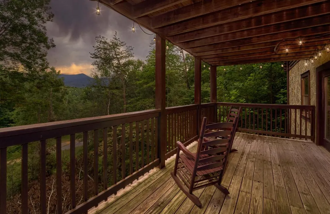 Bring Your Pets Great Views Hot Tub-1