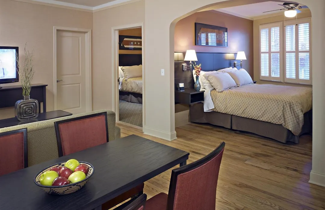Best Western Plus Hawthorne Terrace Hotel-1
