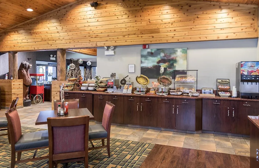 White Pine Inn & Suites-1
