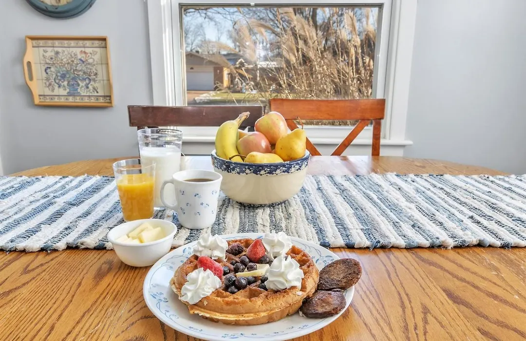 True Bed - And Breakfast! - Made Fresh By Grandma-1