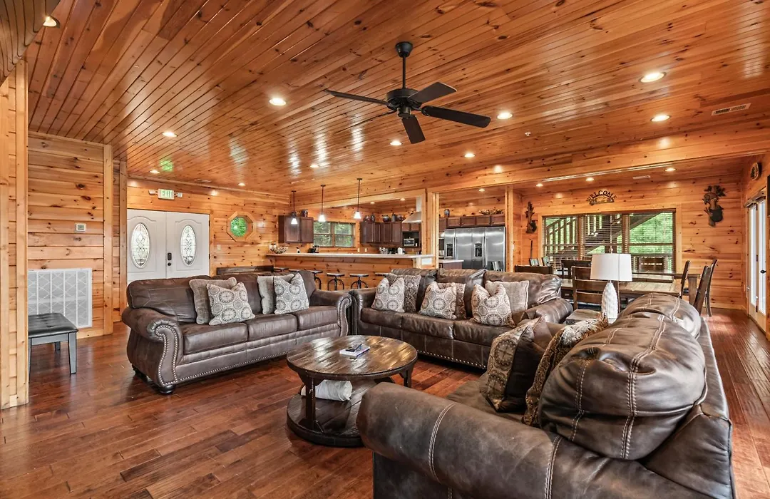The Big Kahuna By Venture Smoky Mountains-1