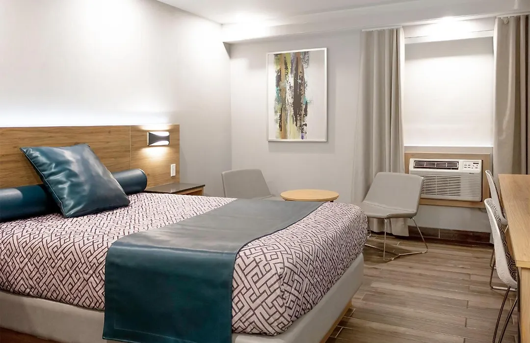 Hotel-Motel & Suites Ideal Montreal-1