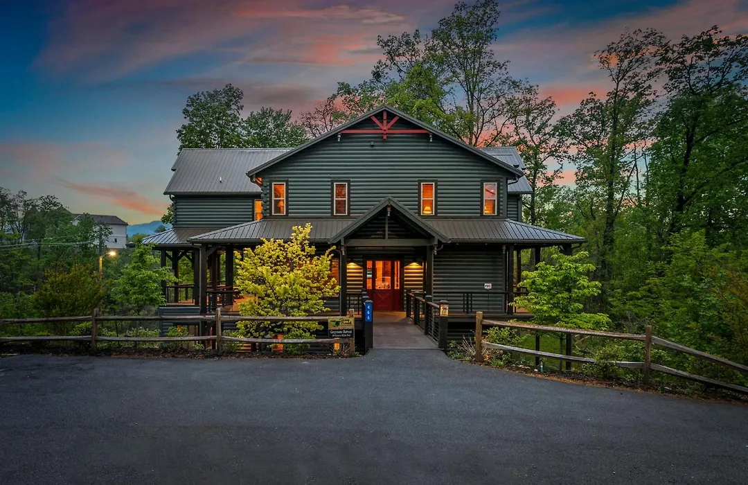 Greystone Retreat By Stony Brook Cabins-1