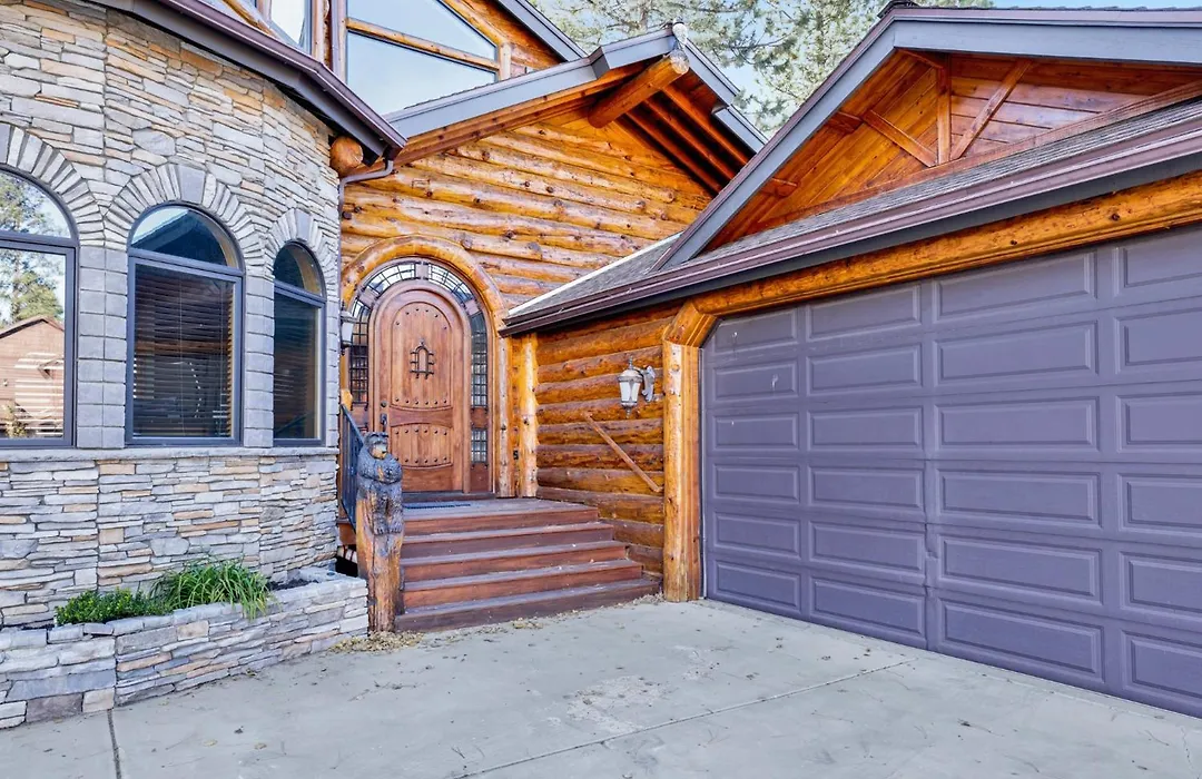 Wolf Creek Castle #2202-1