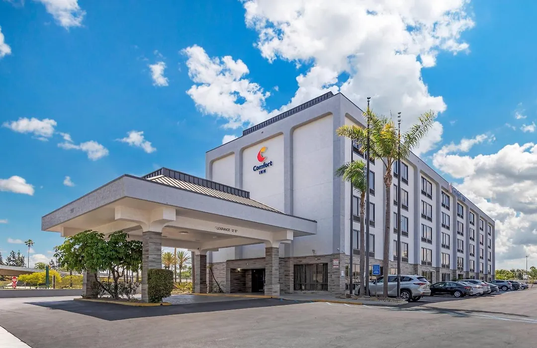 Comfort Inn Anaheim Resort-1