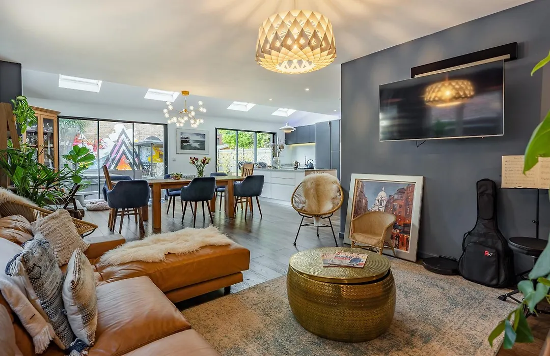 Vallance House-1