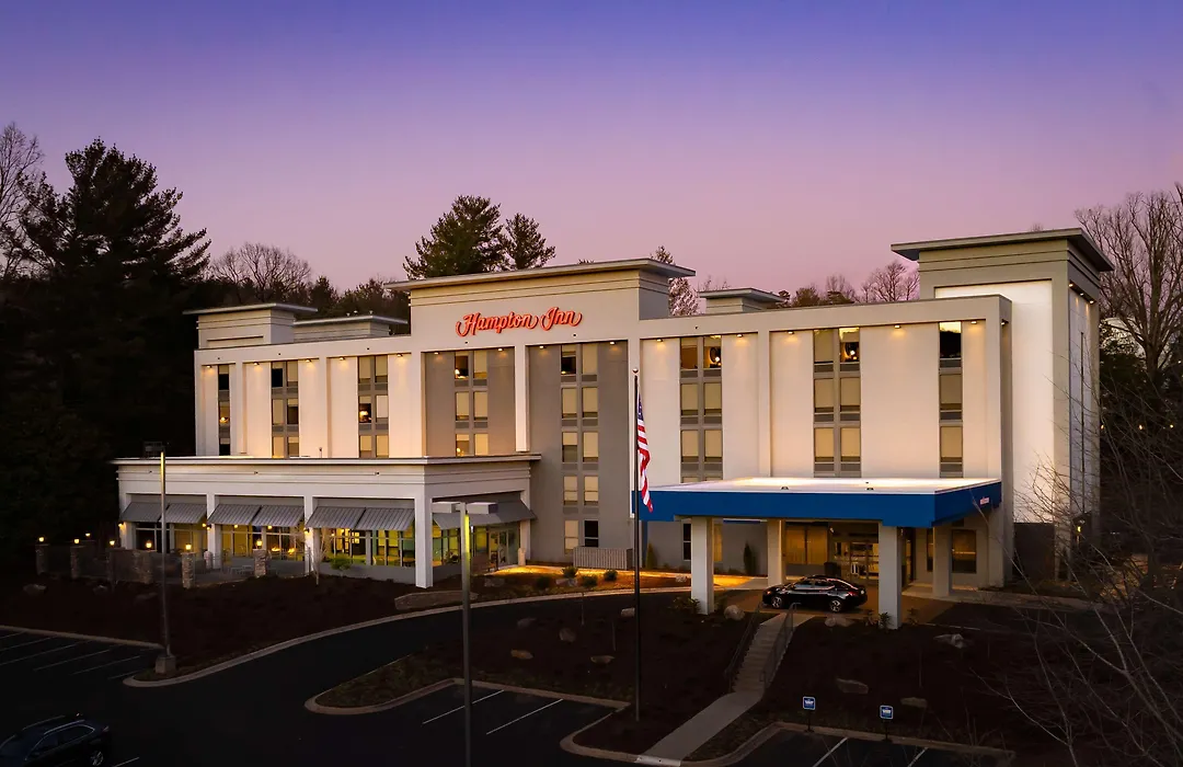 Hampton Inn Asheville-Tunnel Road-1