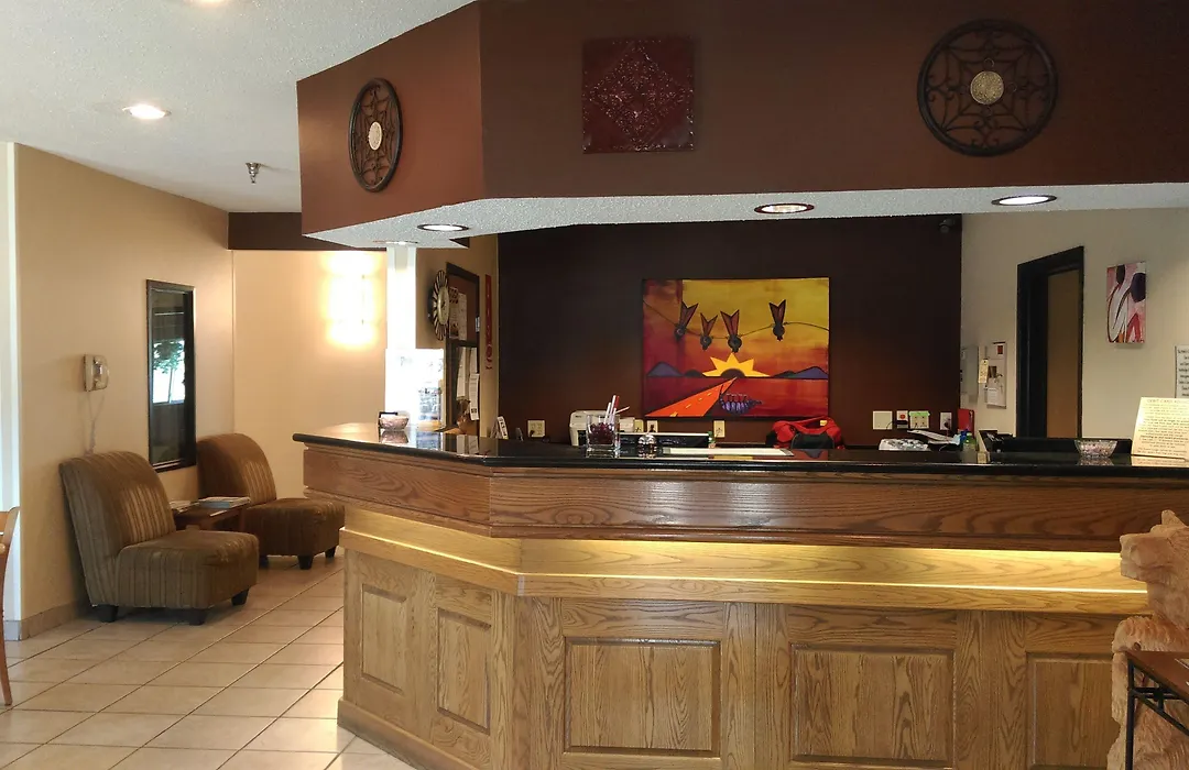 Econo Lodge Fargo - West Acres-1