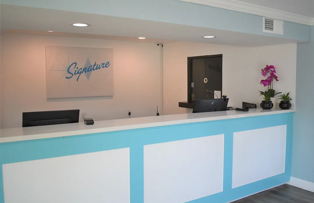 Signature Anaheim Maingate-1